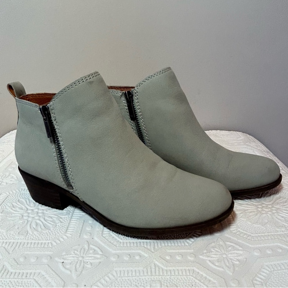 Lucky Brand Basel Bootie Sz 7 EUC